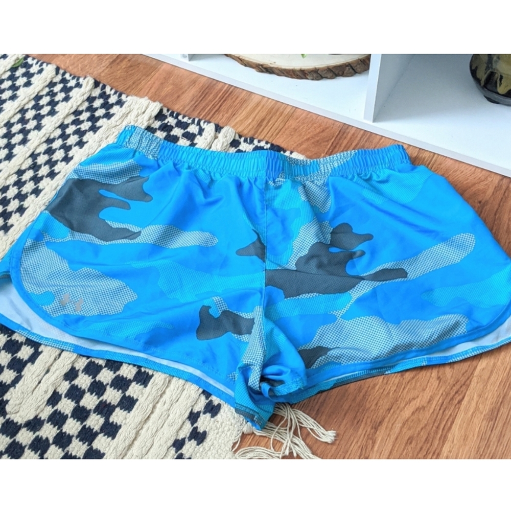 | Under Armour Shorts |